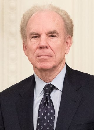 <span class="mw-page-title-main">Roger Staubach</span> American football player and Navy officer (born 1942)