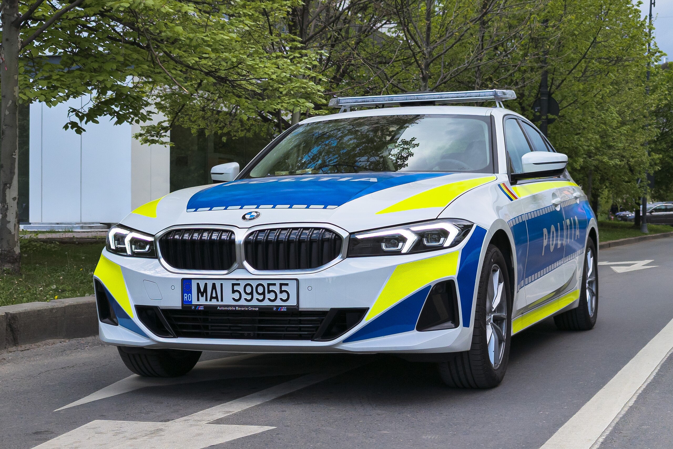 bmw police car