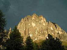 A Rosengarten nyugati, Laurin-fala. Balra a Vajolet-tornyok