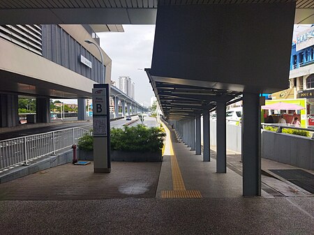 Fail:SBK_Line_Surian_Station_Entrance_B_2.jpg