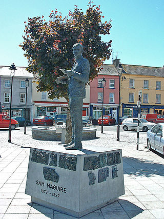 <span class="mw-page-title-main">Dunmanway</span> Town in County Cork, Ireland