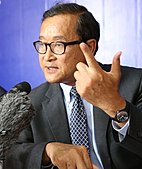 Sam Rainsy parlant.jpg