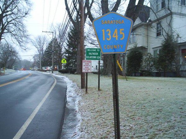 CR 1345 entering the town of Halfmoon