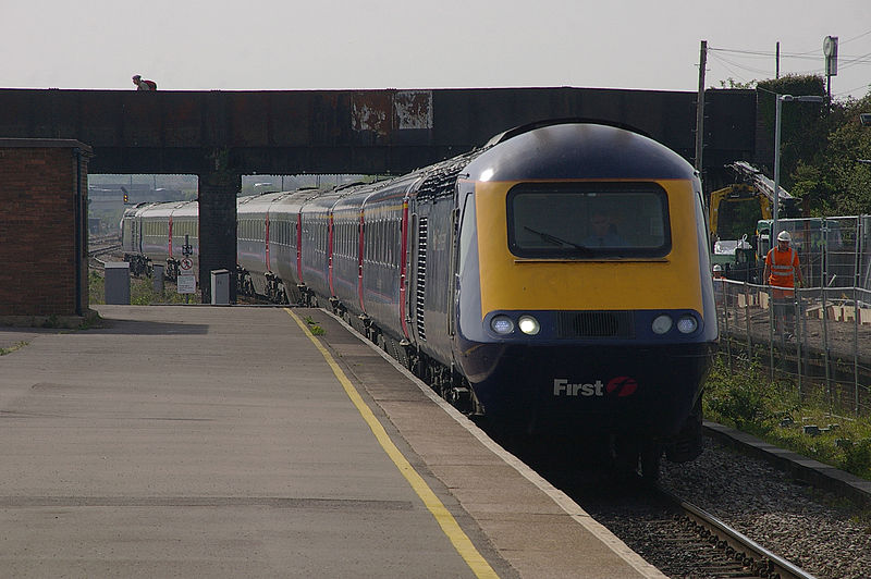 File:Severn Tunnel Junction railway station MMB 12 43024 43164.jpg