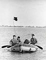 הפגנת הדגל בתעלת סואץ עם צוות משייטת 13, 13 ביולי 1967.