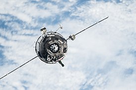 Kosmická loď Sojuz TMA-20M se blíží k ISS (1) .jpg