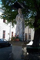 Μνημείο της Αγίας Κίνγκα στο μοναστήρι του Στάρι Σατς.