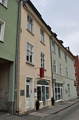 Stralsund, Kleinschmiedstraße 12 (2012-03-18), by Klugschnacker in Wikipedia