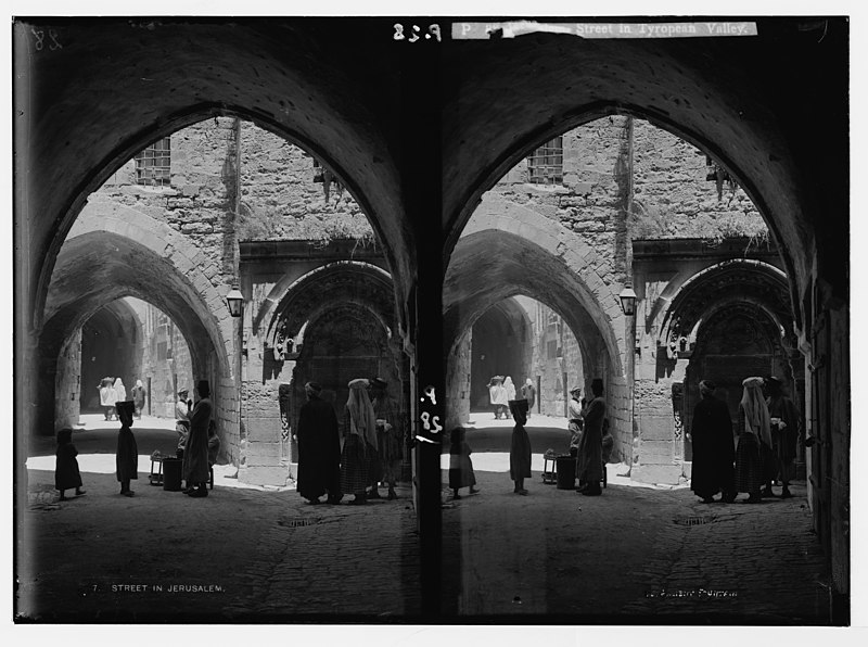 File:Streets. Jerusalem. Street in Tyropean Valley. (Showing ancient public fountain). LOC matpc.05884.jpg