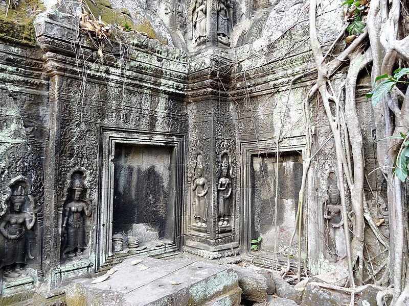 File:Ta Prohm 42.jpg