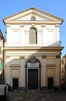 Il santuario della Madonna Miracolosa e basilica dei Santi Giacomo e Filippo nel centro storico