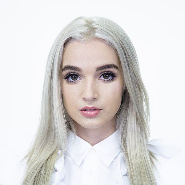 File:That Poppy profile picture.jpg
Description	
English: Poppy
Date	28 September 2016
Source	twitter.com/thatPoppy
Author	Universal Music Group/Geffen Records
Other versions	
image extraction process	This file has been extracted from another file: POPPY PRESS PHOTO.jpg