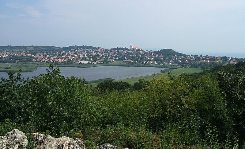 File:Tihany, 2008 - panoramio (1).jpg