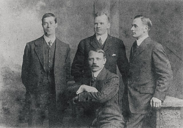 The four surviving officers of Titanic. From left to right, Lowe, Charles Lightoller, Joseph Boxhall. Sitting: Herbert Pitman.