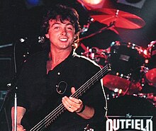 Lewis performing in 1986