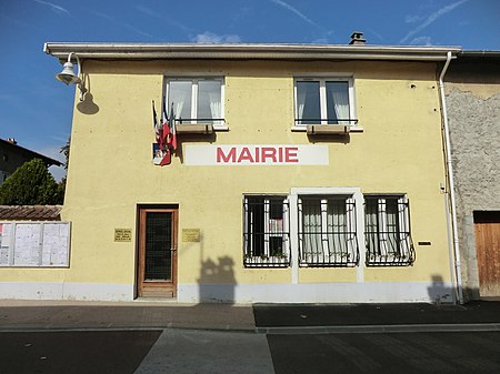 Town hall of Niévroz