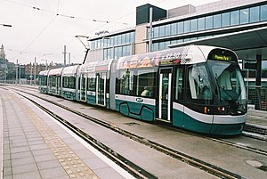 Trem di Jalan Stasiun terminus di Nottingham - geograph.org.inggris - 133038.jpg