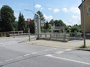 U-Bahnhof Joachim-Mähl-Straße: Geschichte, Anlage, Anbindung