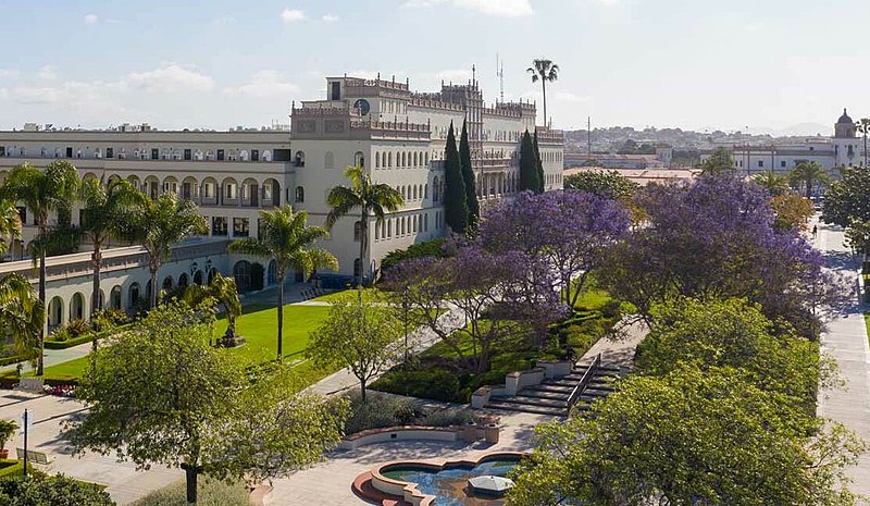 File:University of San Diego (cropped2).jpg