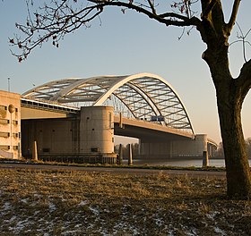 Il ponte Brienenoord nel febbraio 2009