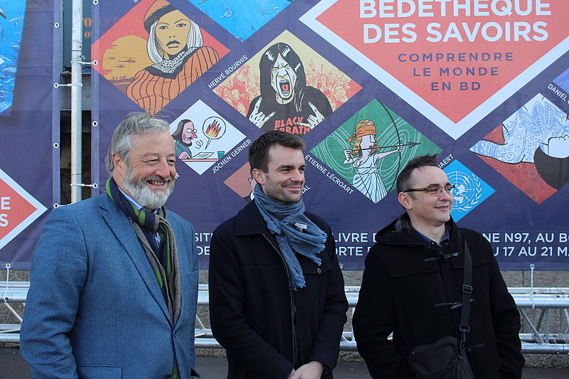 File:Vincent Montagne (SNE), Bruno Julliard (Ville de Paris), Vincent Monadé (CNL) - Livre sur Seine - Livre Paris 2016 (25752952296).jpg