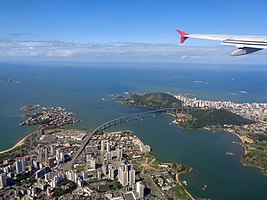 Die Terceira Ponte zwischen Vitória (links) und Vila Velha