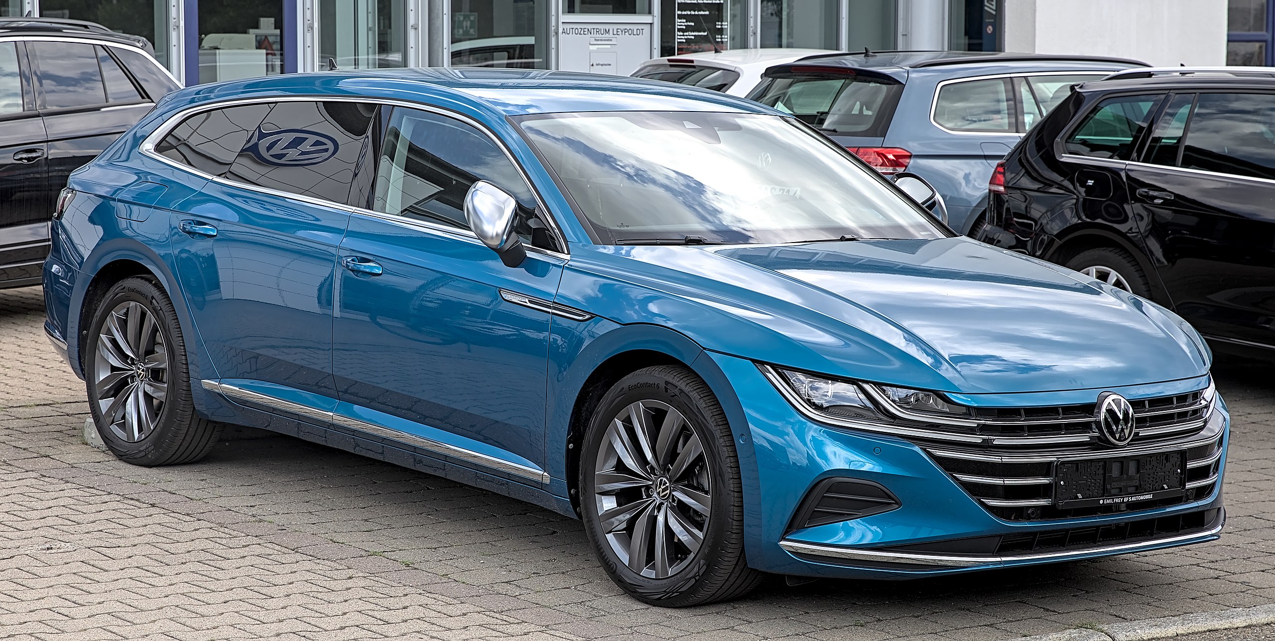 File:Volkswagen Arteon Shooting Brake 1X7A0217.jpg - Wikimedia Commons