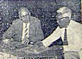 Prof. Dr. Sardjito berdiskusi dengan Prof. Harry R. Wellman (Pimpinan University of California) (1960)