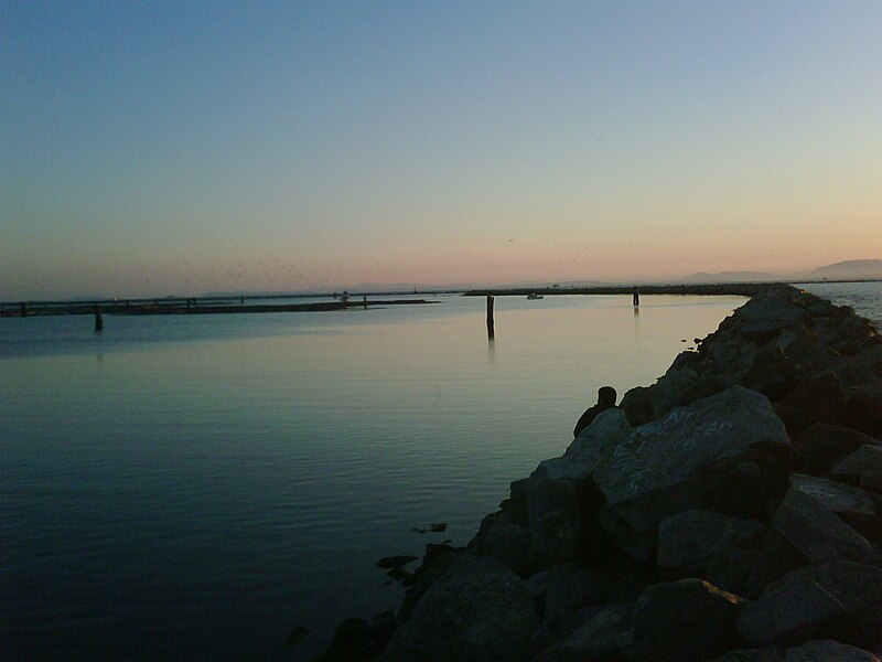 File:Wreck Bay Sunset.jpg