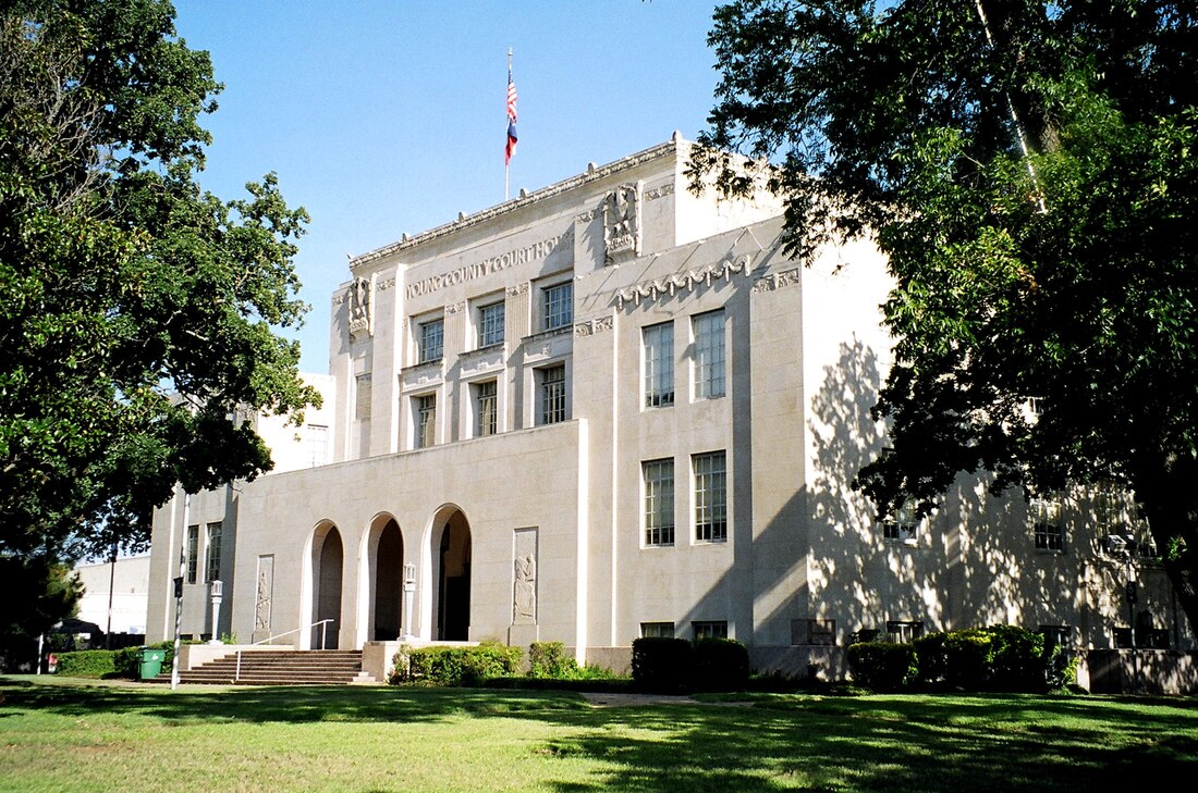 File:Young County courthouse in Graham, Texas.jpg