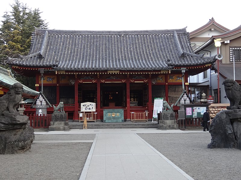 File:(20130309)浅草神社，清晨6點。 - panoramio.jpg