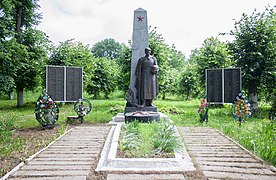 World War II memorial in Frontivka