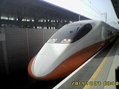 台灣高鐵700T進站 20191007.jpg