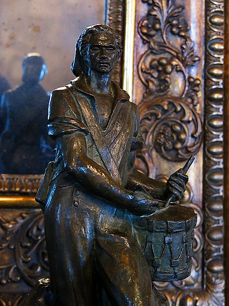 File:094 Capitania General, antic convent de la Mercè (Barcelona), timbaler de bronze.jpg