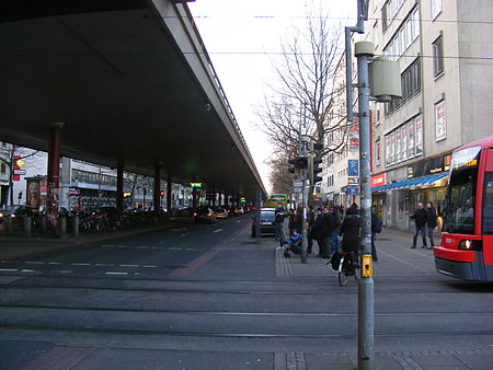 1483Breitenweg Fernbus H NB Radweg