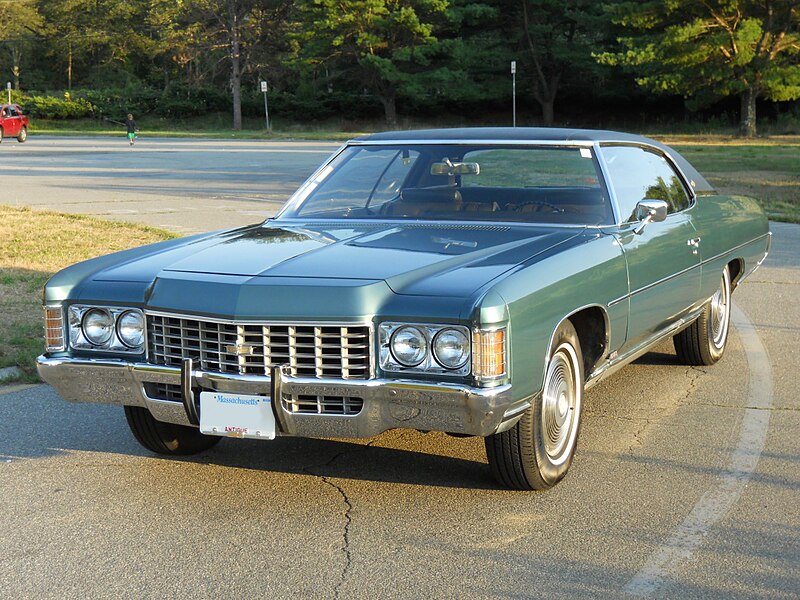 File:1971 Chevrolet Caprice 2-Door Coupe, front left.jpg