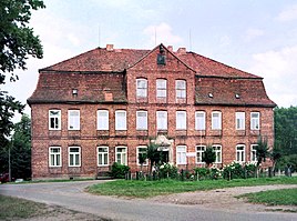 Plüschow Castle (1988)