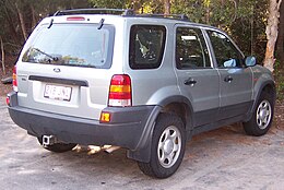 2004 Ford Escape (ZB) XLS Wagon (2007-10-03) .jpg