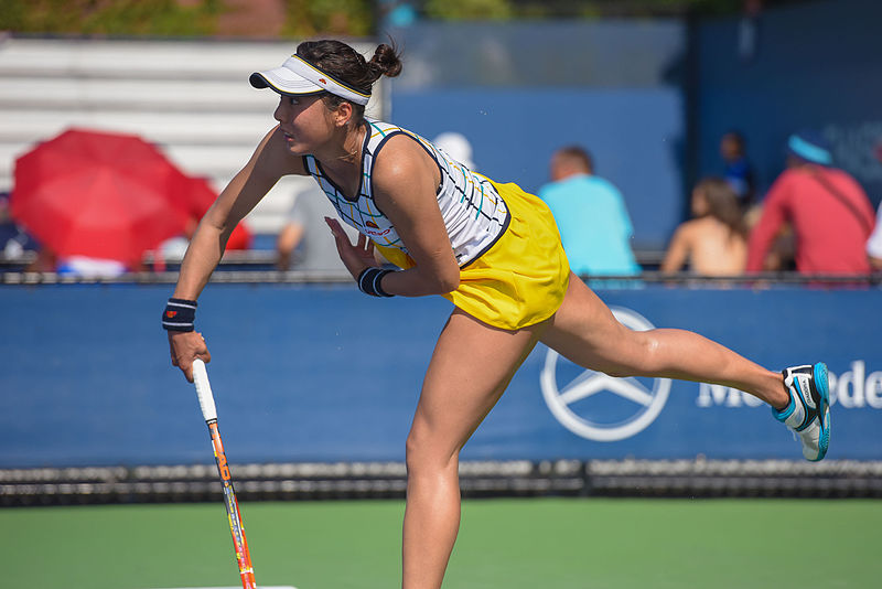 File:2015 US Open Tennis - Qualies - Misa Eguchi (JPN) def. Julie Coin (FRA) (20752390518).jpg