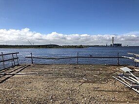 2018-09-16 10 13 35 View south at the north end of the old Beesley's Point Bridge (U.S. Route 9) on the north shore of Great Egg Harbor Bay in Somers Point, Cape May County, New Jersey.jpg