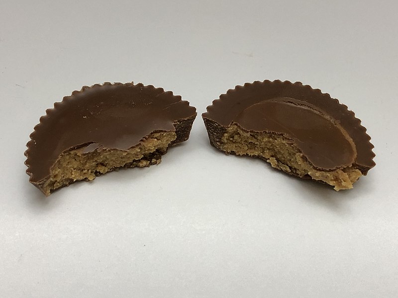 File:2020-04-30 02 15 10 A Reese's Peanut Butter Cup broken into two pieces in the Franklin Farm section of Oak Hill, Fairfax County, Virginia.jpg
