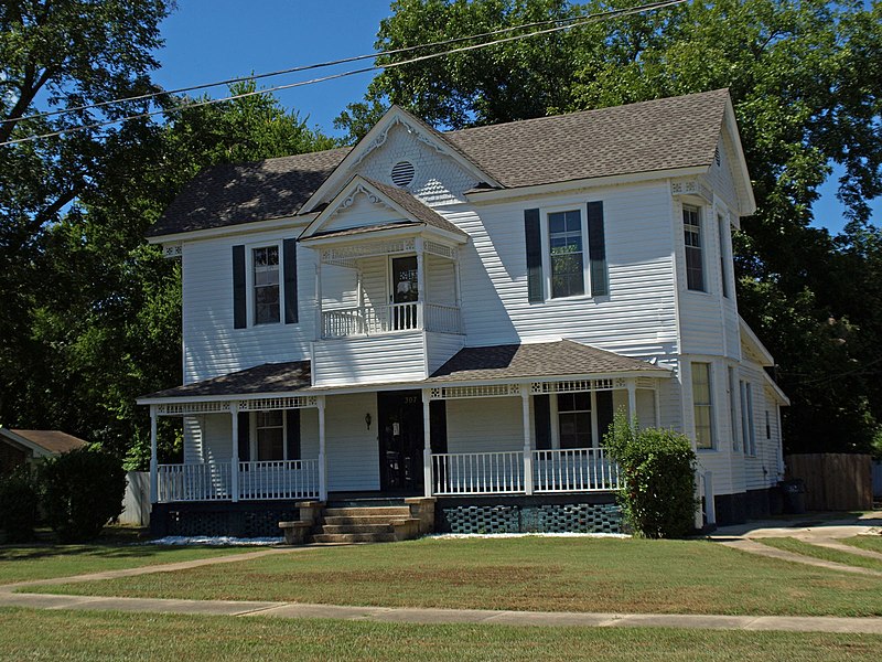 File:307 NW Main Street Wetumpka Sept10.jpg