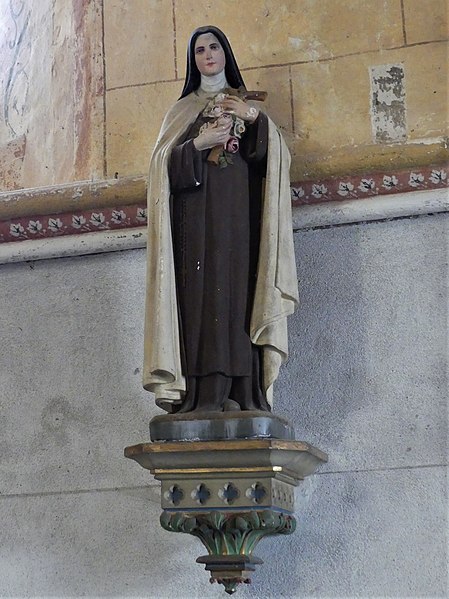 File:Ajain église statue (2).jpg