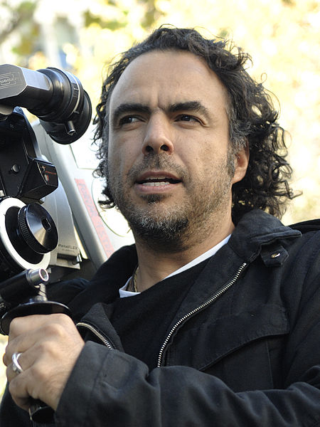 Fail:Alejandro_González_Iñárritu_with_a_camera_in_production_Cropped.jpg