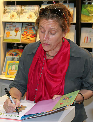 <span class="mw-page-title-main">Anna Dewdney</span> American author and illustrator (1965-2016