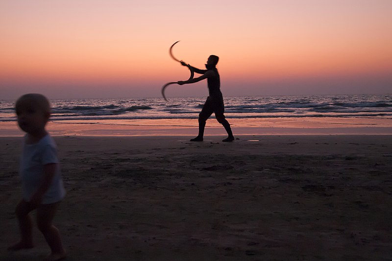 File:Arambol, Goa, Live performance late at night.jpg