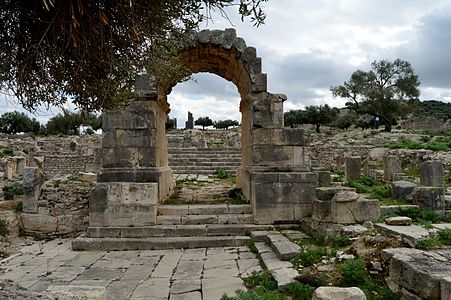 Arch of Aïn Tounga Hn Khaoula