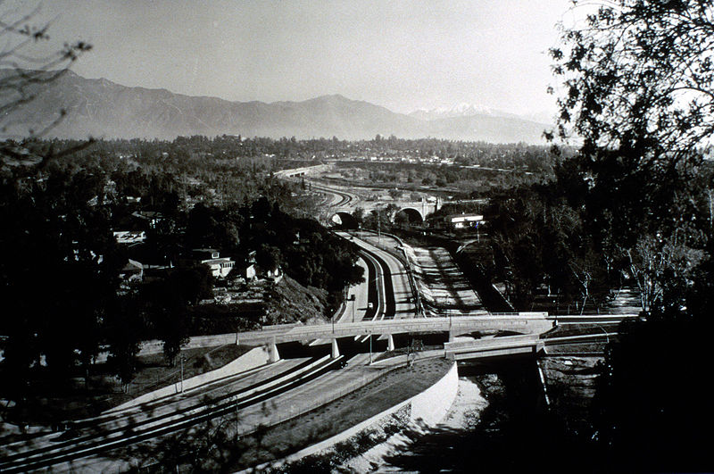 File:ArroyoSecoPkwy(CA110)1940.jpg