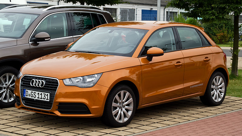 File:Audi A1 Sportback Attraction – Frontansicht, 3. September 2012, Düsseldorf.jpg