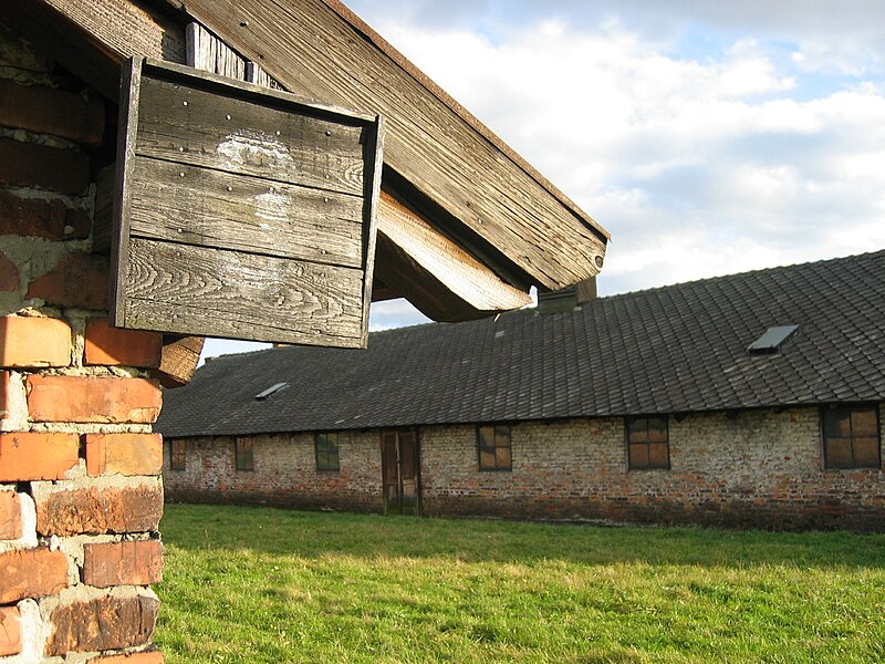 File:Auschwitz-Birkenau BIb.jpg